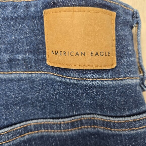 American Eagle Womens Jeans Blue Denim Cargo Zip Ankle Stretch Comfort Size 12 - Picture 3 of 9